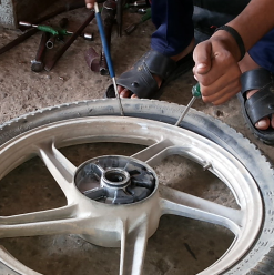 Don't mount tyres with petroleum-based lubricants. Avoid improper hand tools to mount tires.